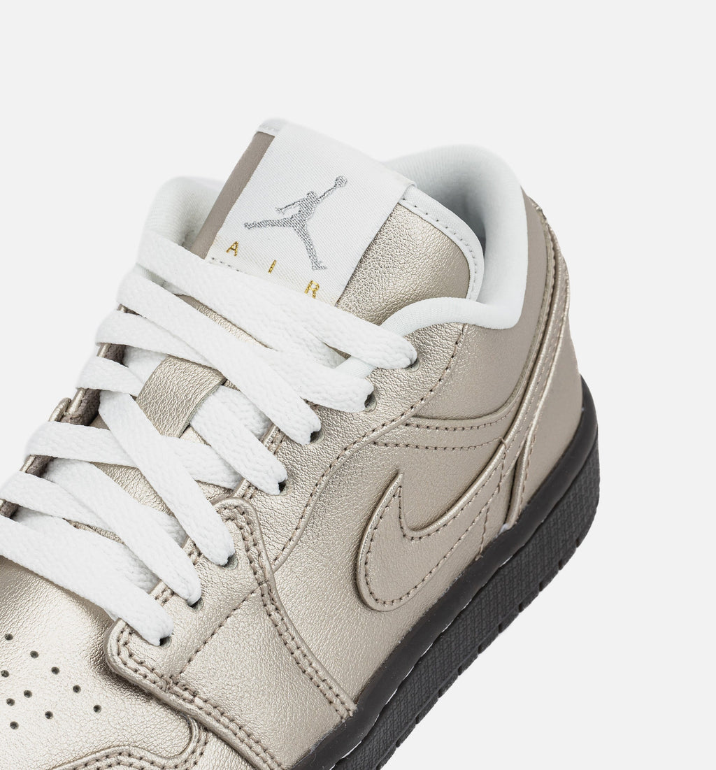 Air Jordan 1 Low SE Metallic Zinc | Women's Lifestyle Shoe | Metallic Zinc/Summit White/Velvet Brown