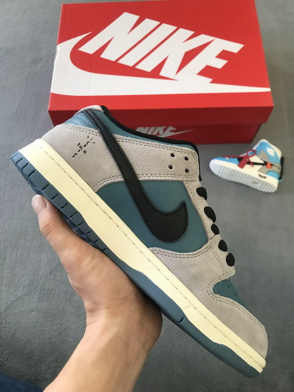 Travis Scott x PlayStation x Nike Dunk Low SP Grey Blue Reps Sneaker CU1726-400