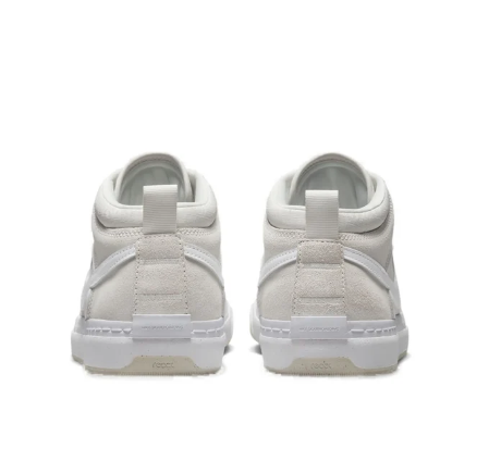 Nike SB React Leo 'Phantom Summit White'