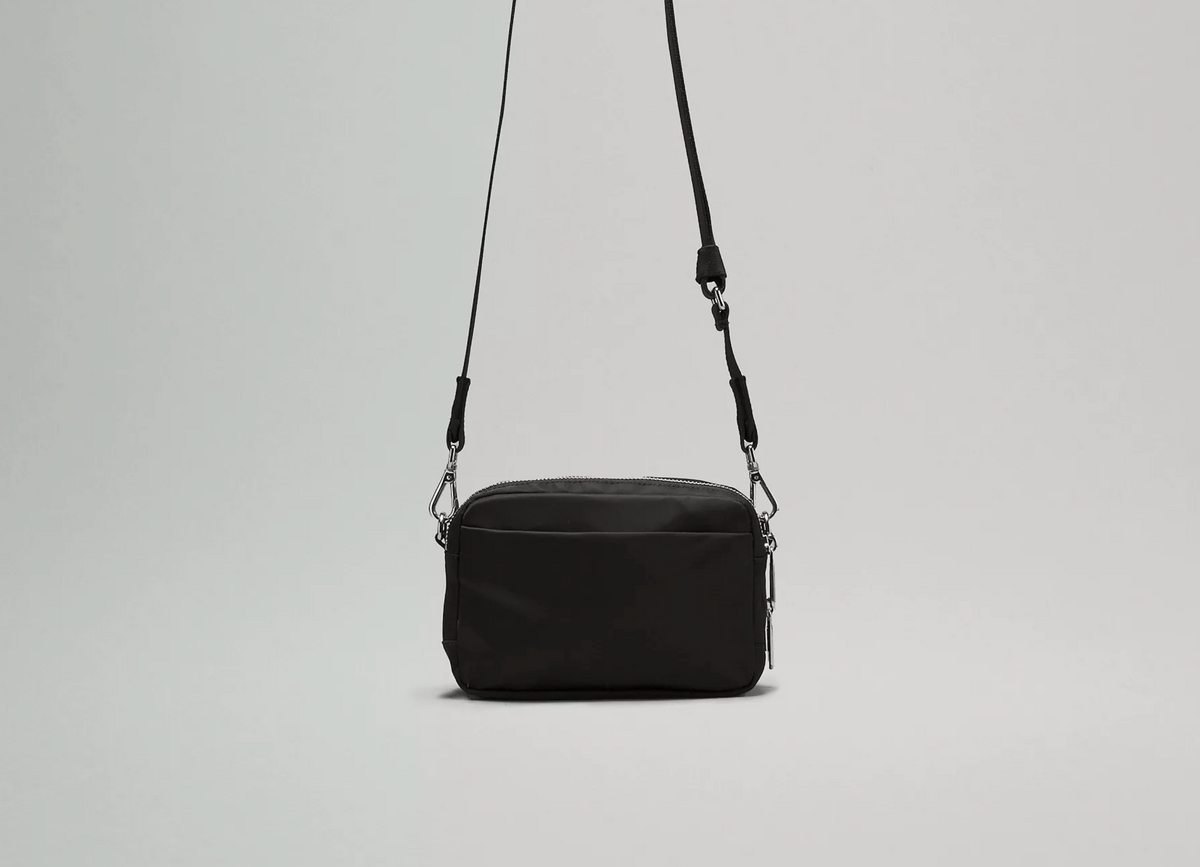 Everywhere Crossbody Bag 2L *Metal Hardware