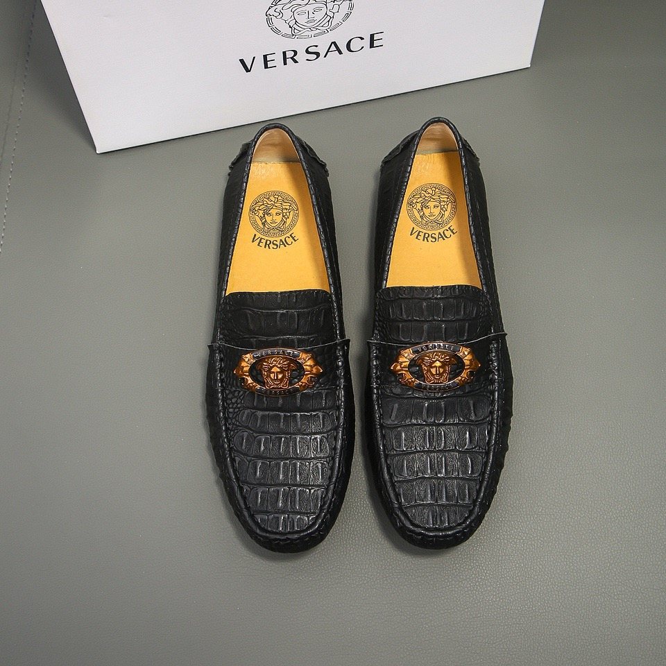 Men's Black Textured Loafers with Gold-Tone Ornament