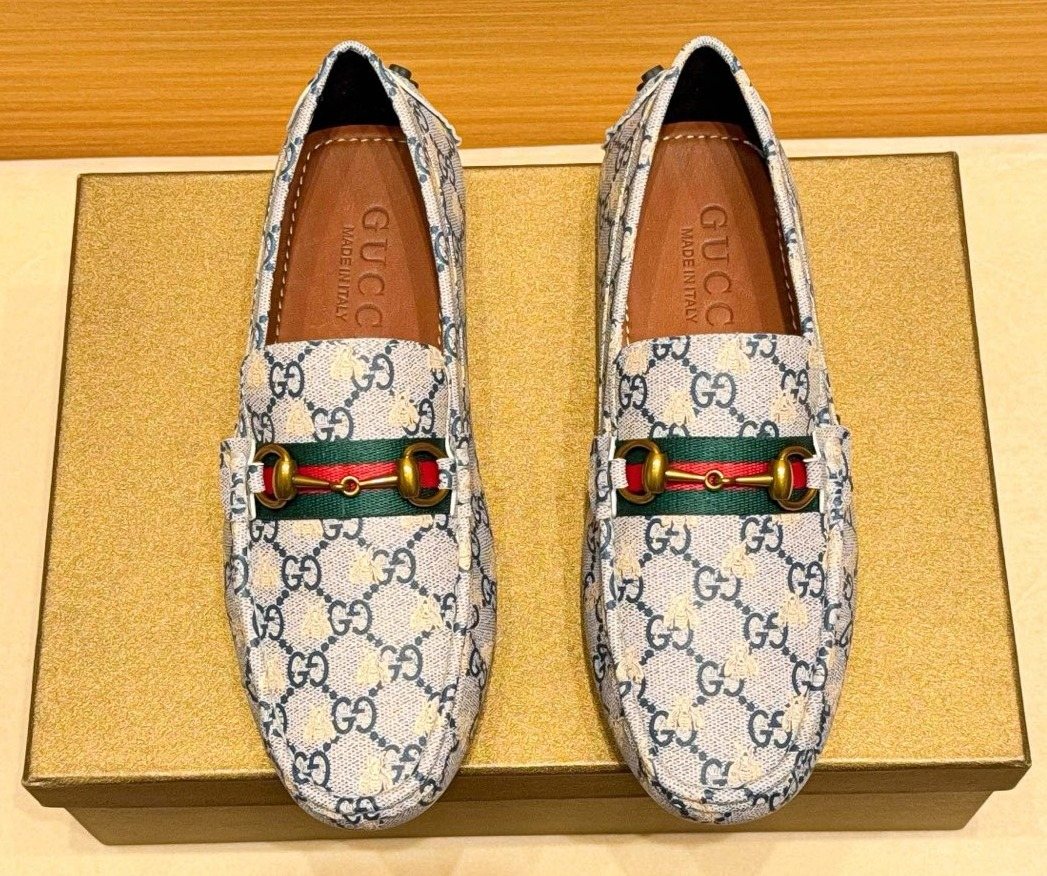 Gucci Patterned Web Driving Loafers