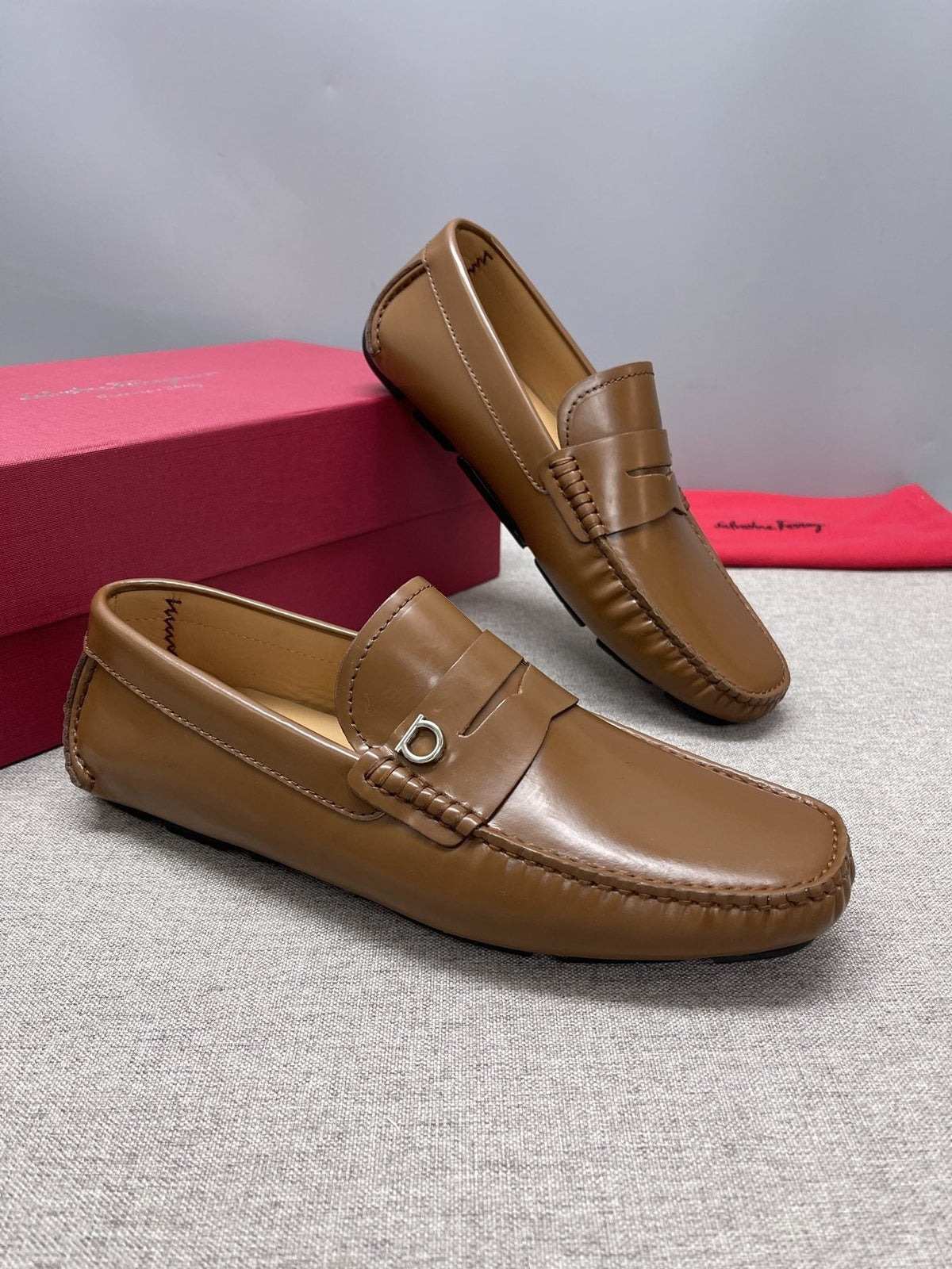 Ferragamo Men's Brown Buckle Driving Loafers