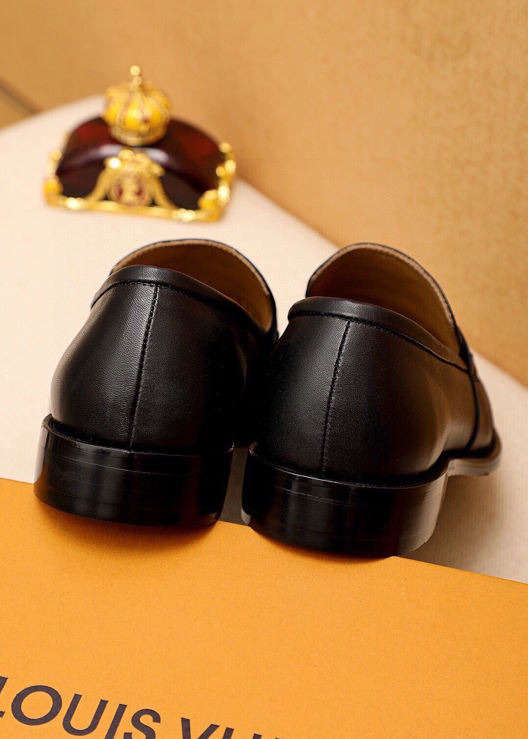 Louis Vuitton Black Metal-Bit Leather Loafers
