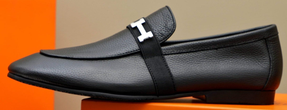 Hermès Black Pebbled Leather H-Hardware Loafers
