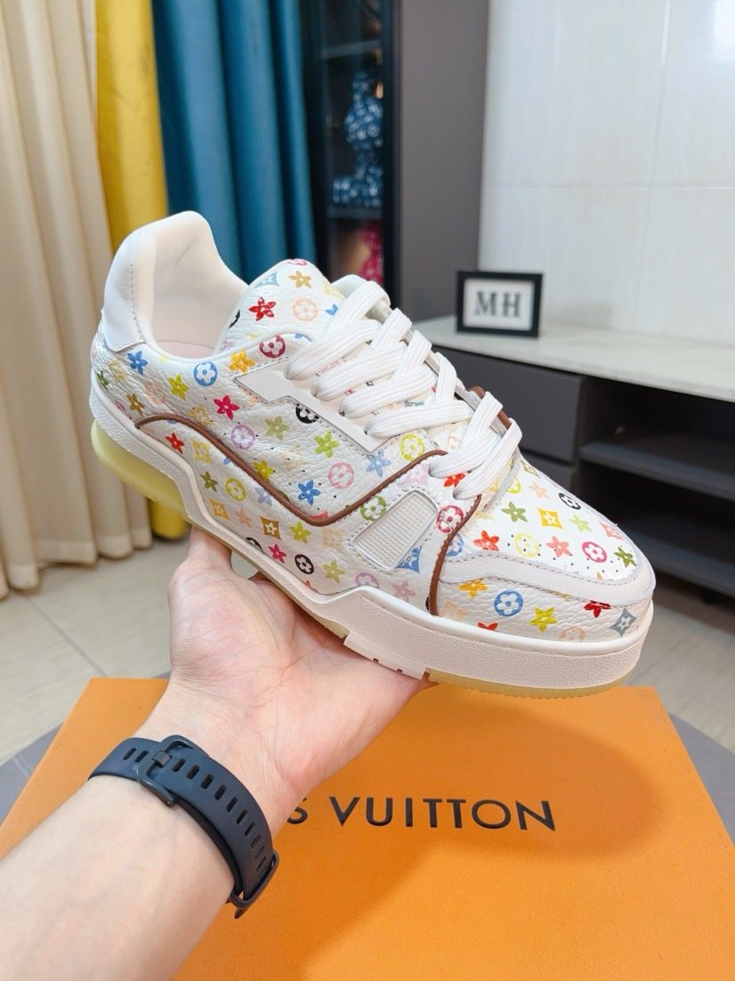 Louis Vuitton Multicolor Motif Low-Top Sneakers