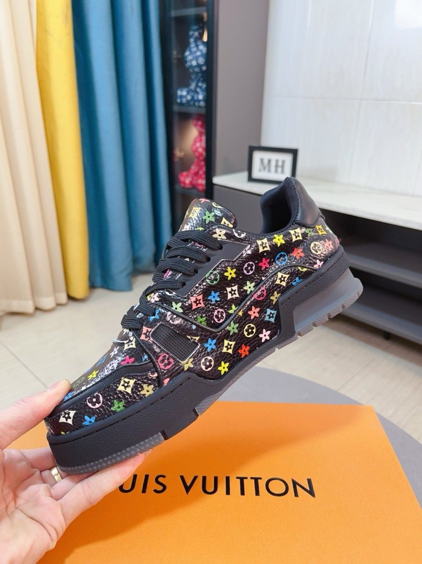 Louis Vuitton Multicolor Motif Low-Top Sneakers