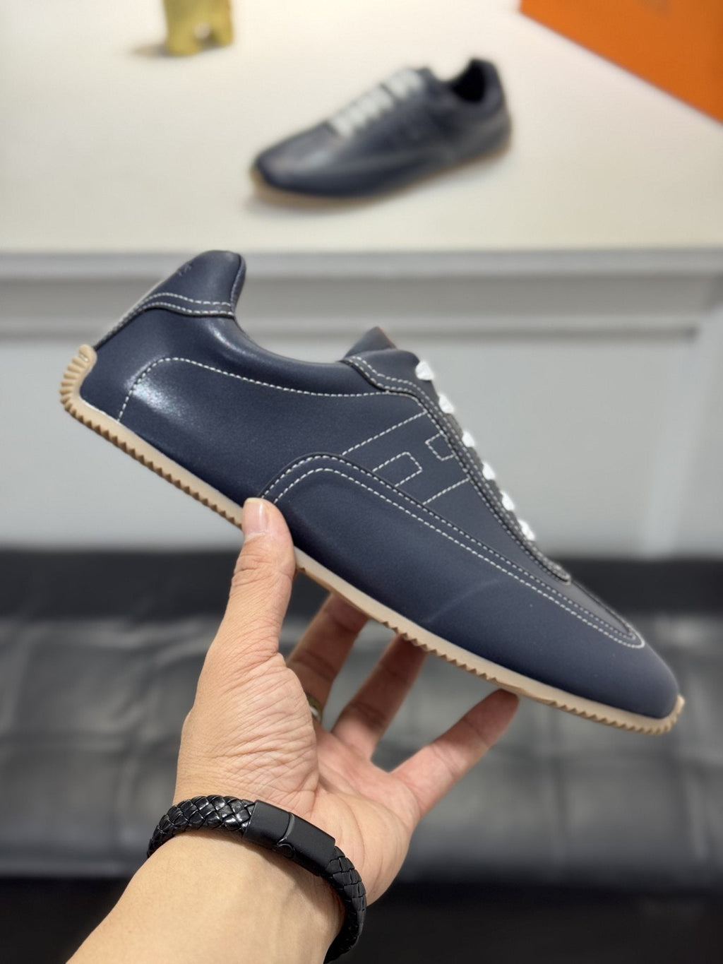 Hermès Contrast-Trim Low-Top Sneakers