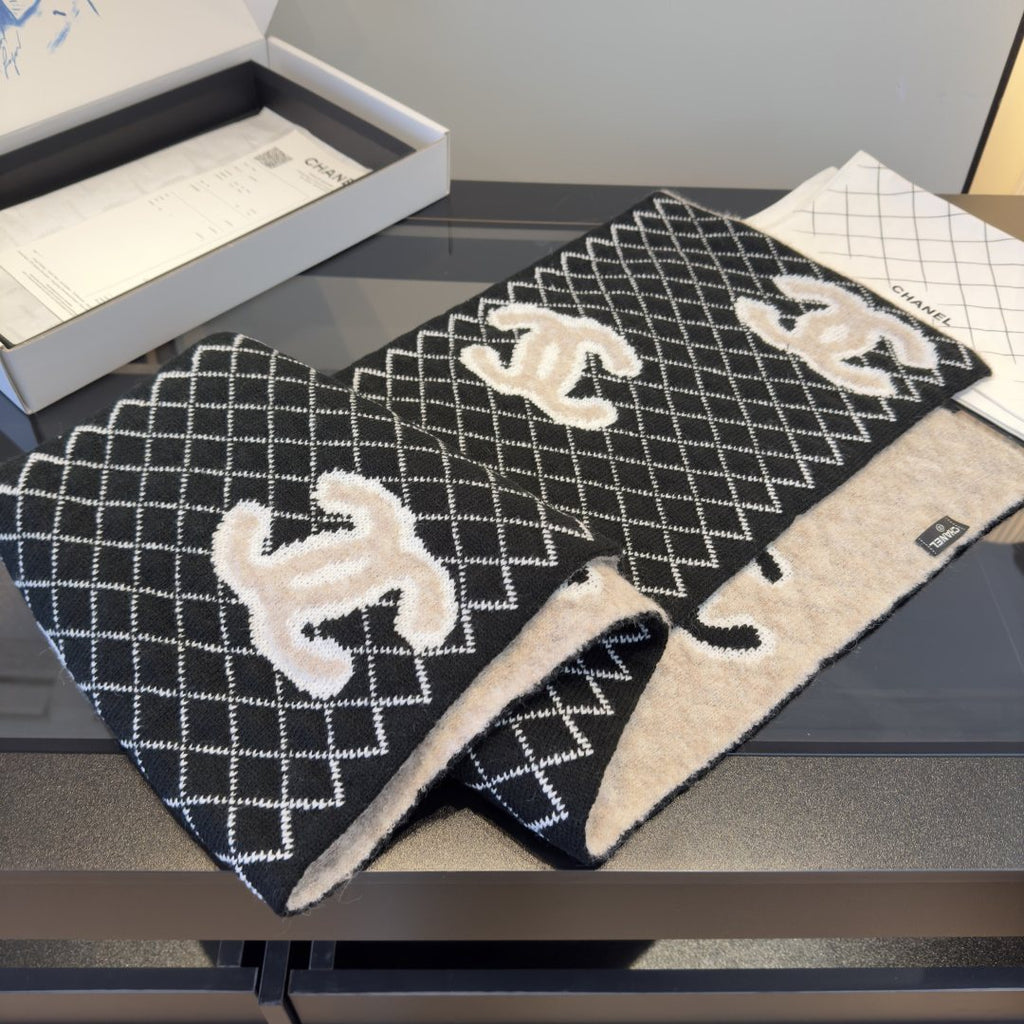 Chanel Grid Pattern Knit Scarf